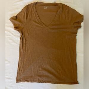 NWT Madewell V neck light brown tee shirt size S minimalist, classic, capsule